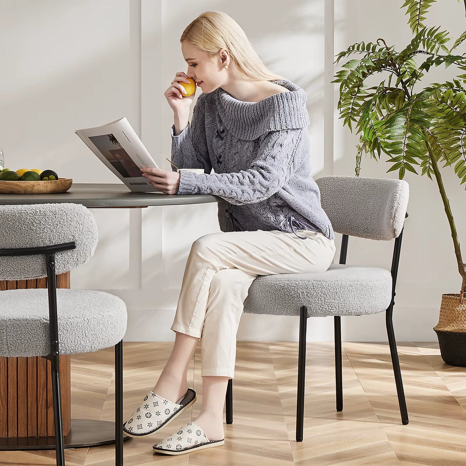  Set of 2 Plush Fabric Round Dining Chairs